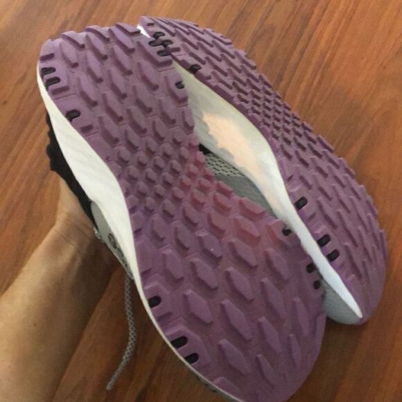 New Balance fresh foam road trail running sneakers violet black 7 - Picture 4 of 9